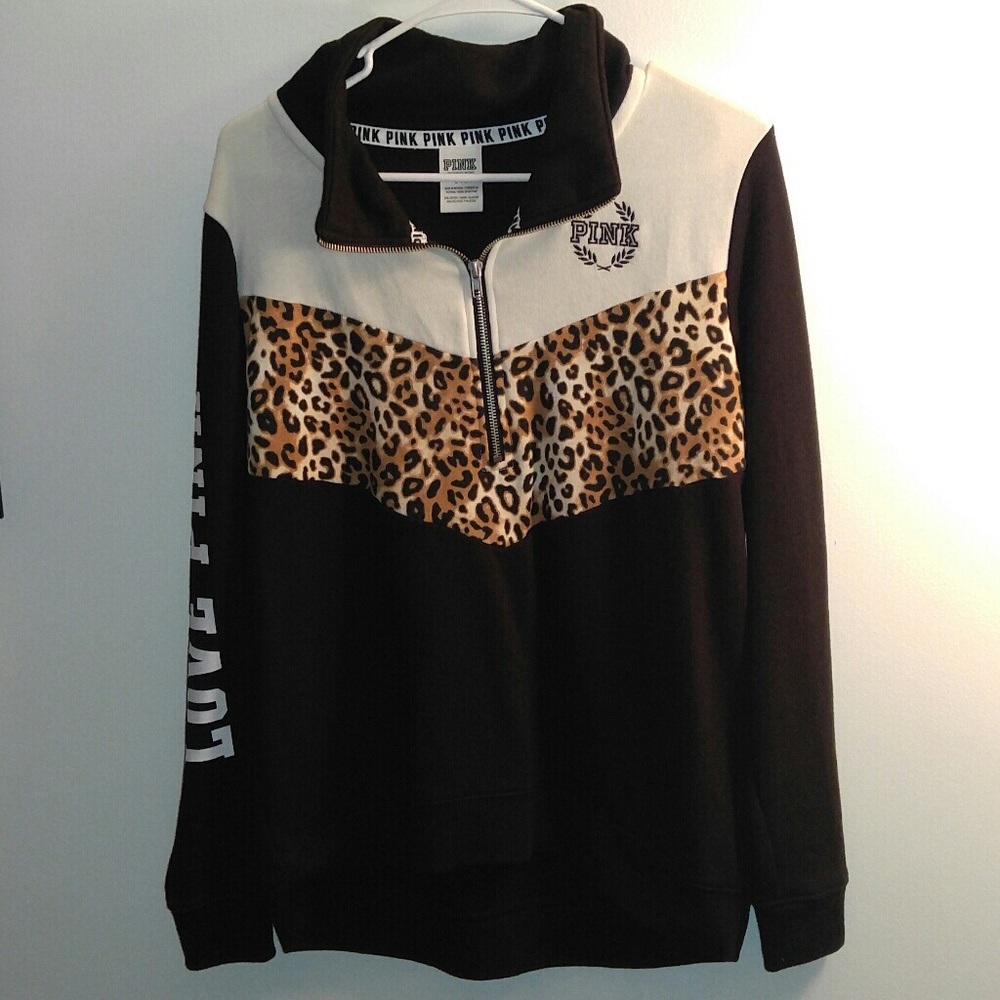 💥sale NWOT VS PINK cheetah sweatshirt